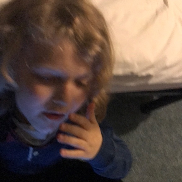 A kid - Picture 1 of 1